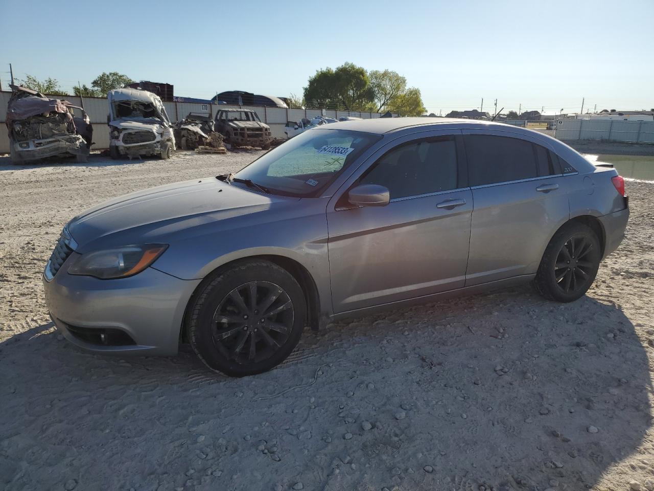 CHRYSLER 200 2013 1c3ccbbb5dn736475