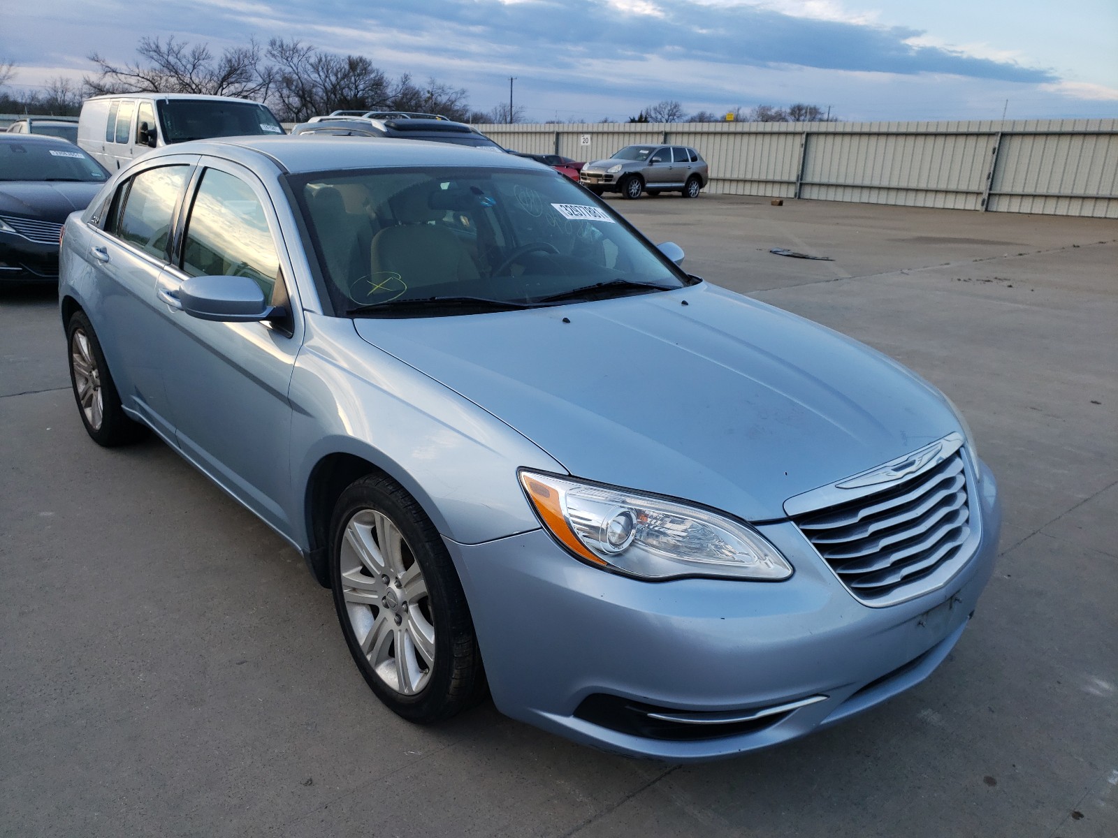 CHRYSLER 200 TOURIN 2012 1c3ccbbb6cn160622