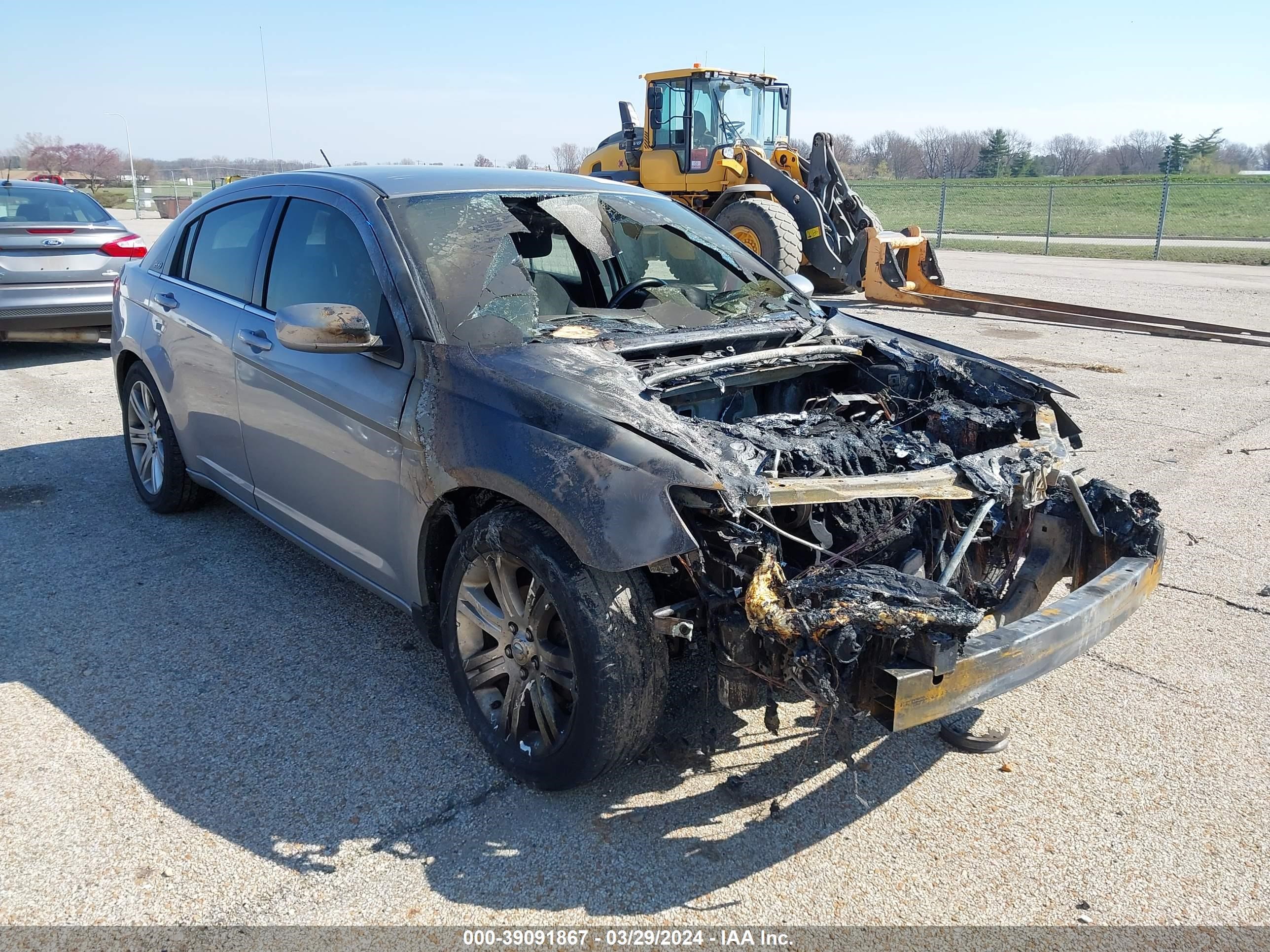 CHRYSLER 200 2013 1c3ccbbb7dn509983