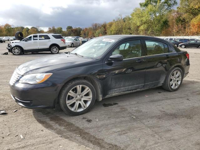 CHRYSLER 200 TOURIN 2013 1c3ccbbb7dn584666