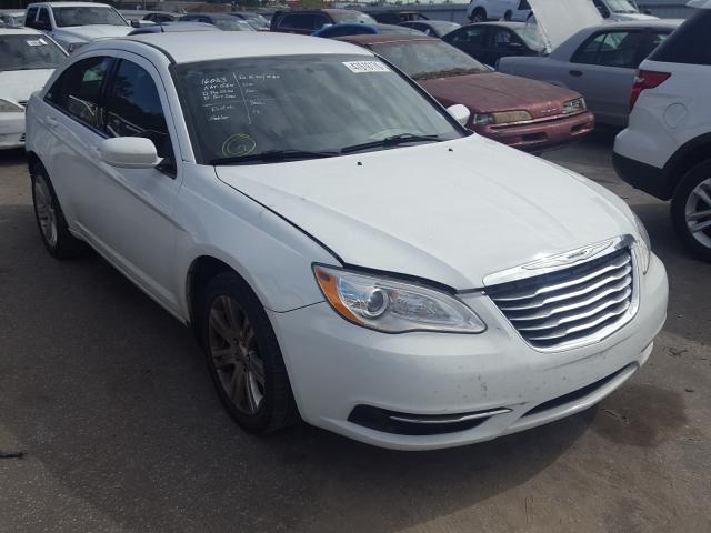 CHRYSLER 200 TOURIN 2013 1c3ccbbb7dn584828