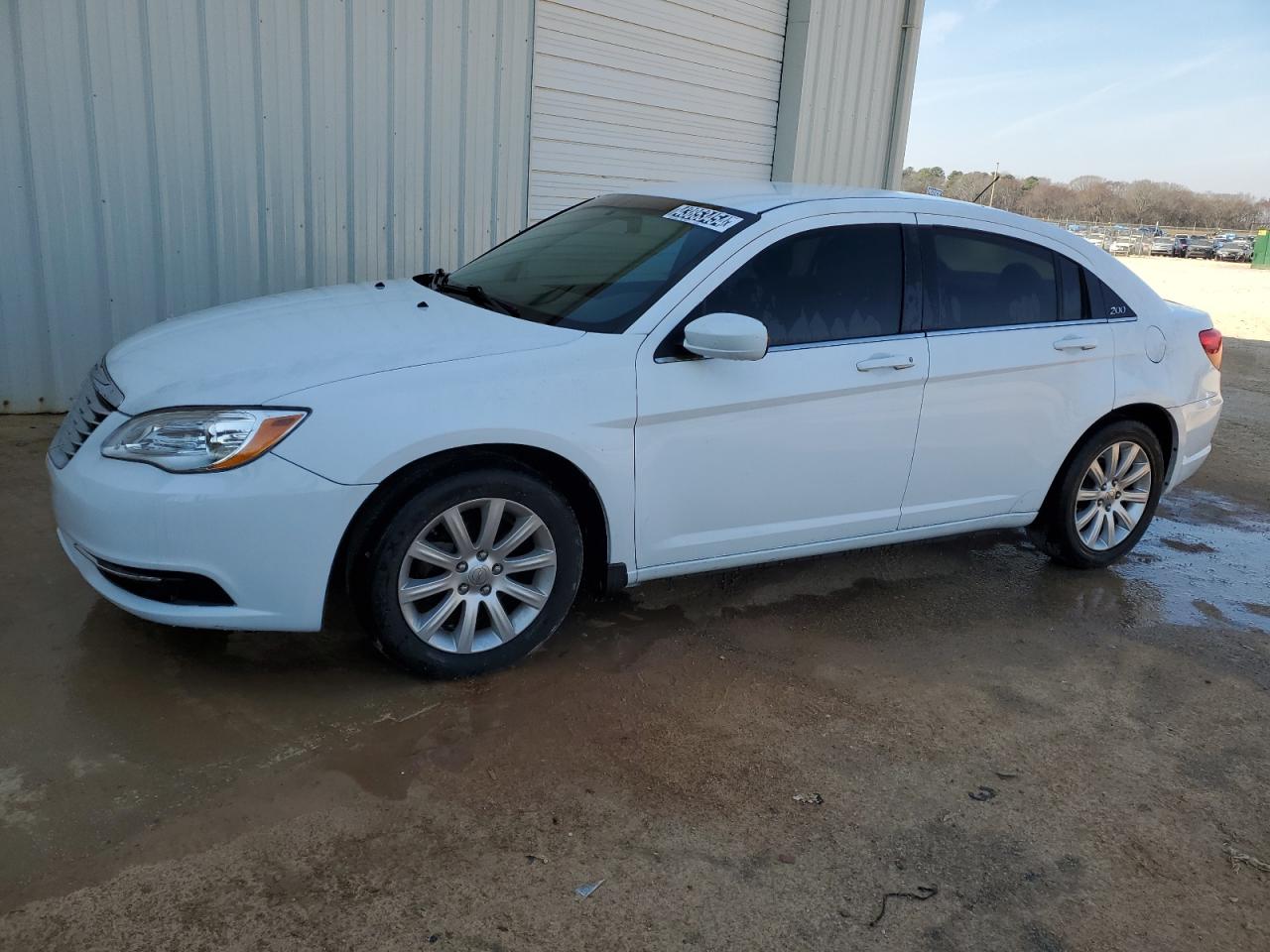 CHRYSLER 200 2013 1c3ccbbb7dn588801