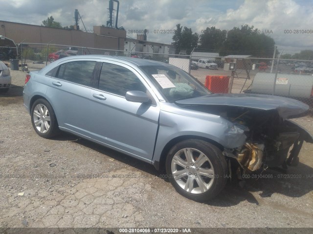 CHRYSLER 200 2013 1c3ccbbb7dn601353