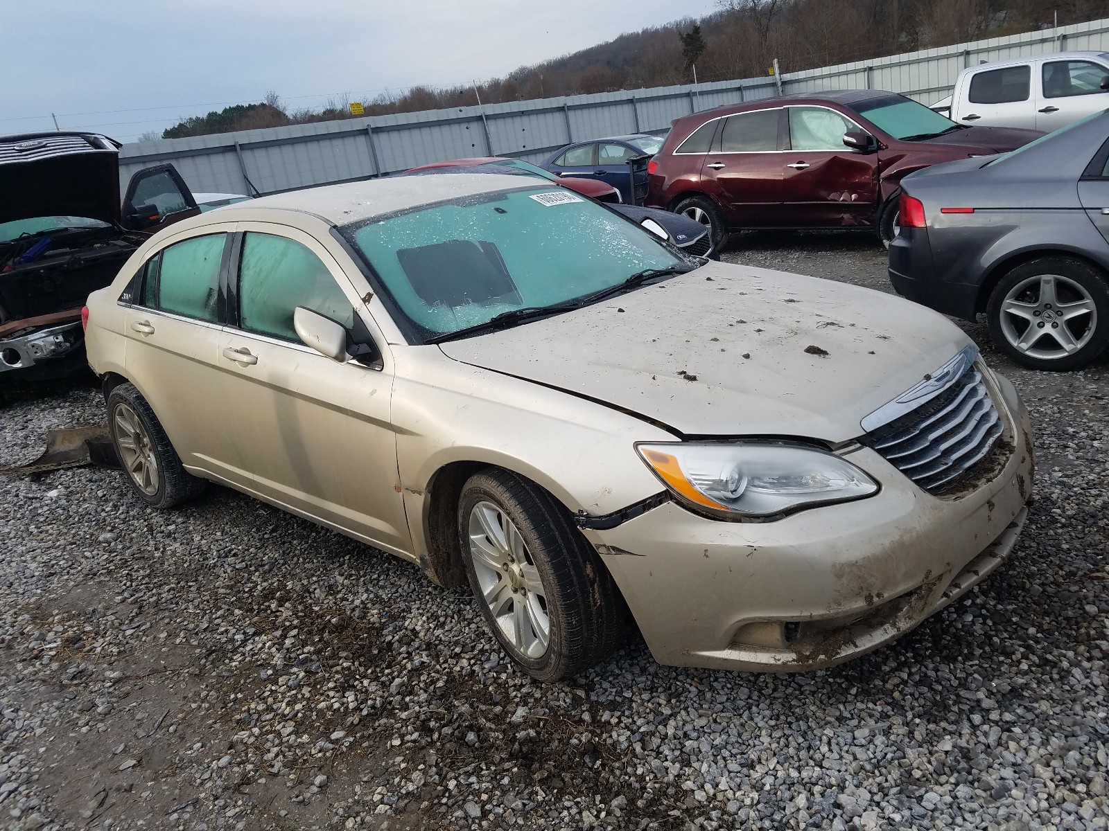 CHRYSLER 200 TOURIN 2013 1c3ccbbb7dn734663