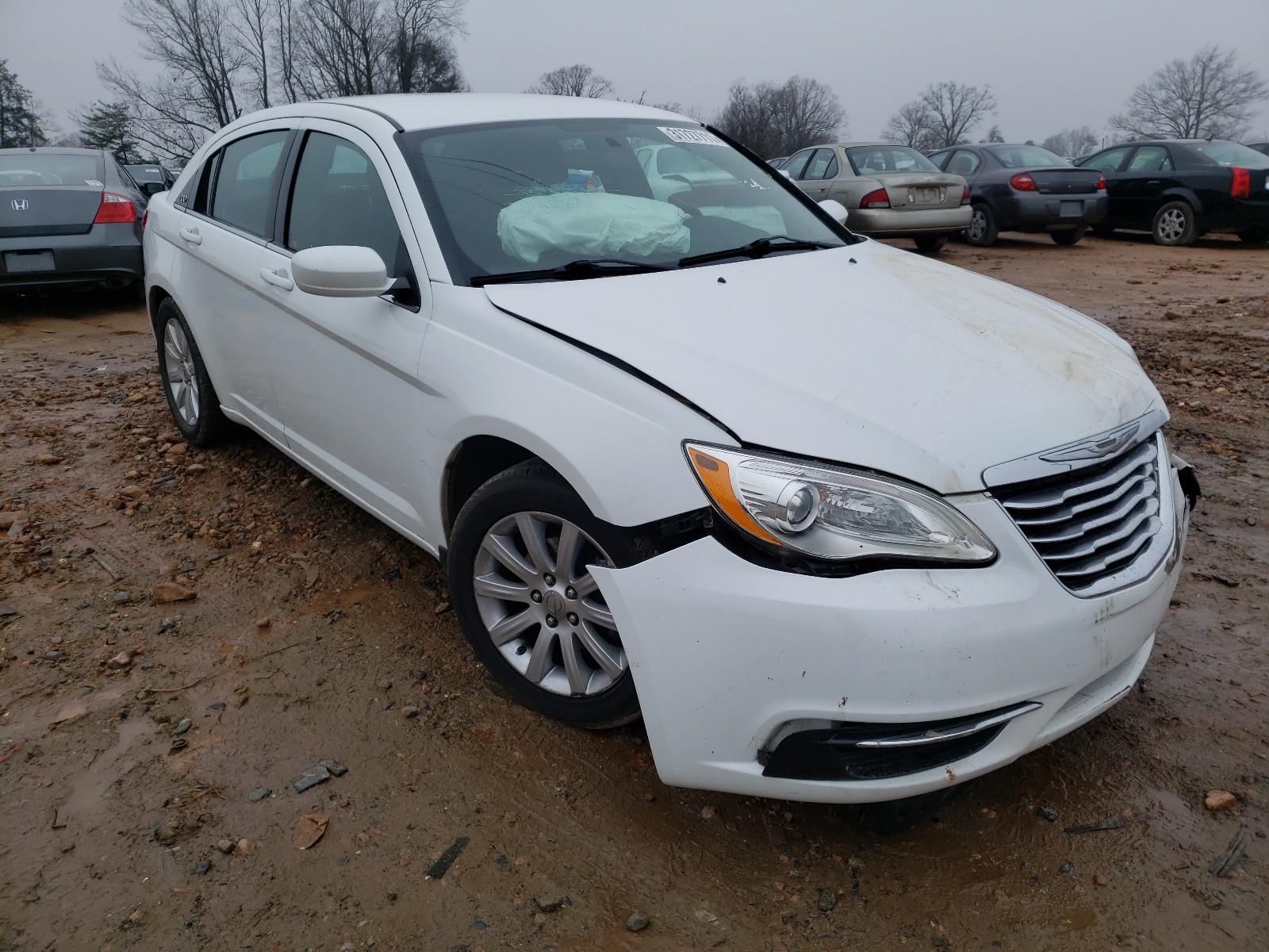 CHRYSLER 200 TOURIN 2014 1c3ccbbb7en107544