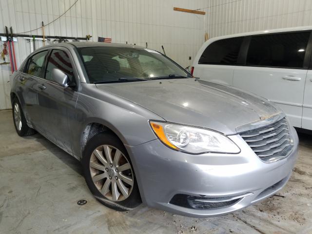 CHRYSLER 200 TOURIN 2013 1c3ccbbb8dn522113