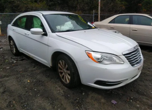 CHRYSLER 200 2013 1c3ccbbb8dn538568