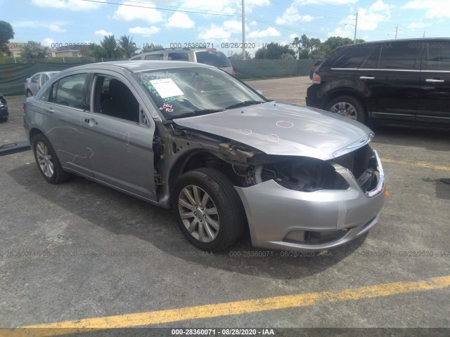 CHRYSLER 200 2013 1c3ccbbb8dn553250