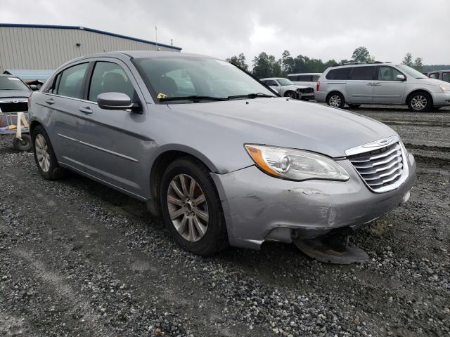 CHRYSLER 200 TOURIN 2013 1c3ccbbb8dn557900