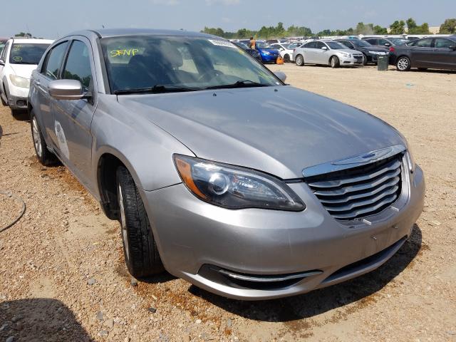 CHRYSLER 200 TOURIN 2013 1c3ccbbb8dn574650