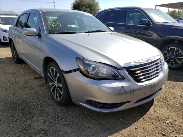 CHRYSLER 200 TOURIN 2013 1c3ccbbb8dn584563