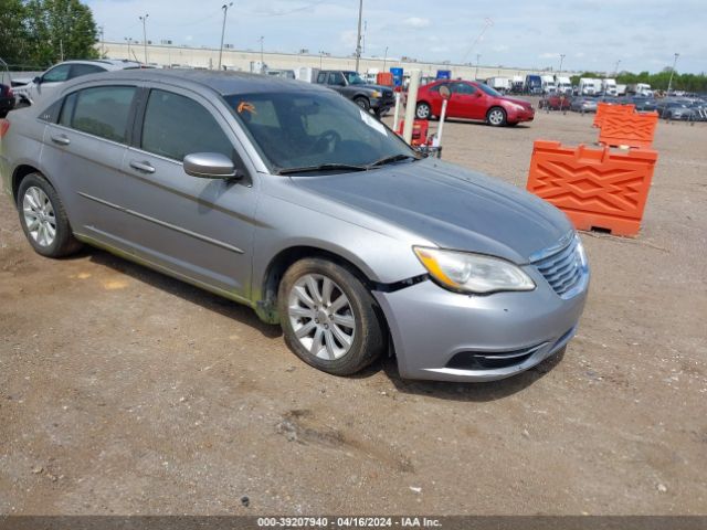 CHRYSLER 200 2013 1c3ccbbb8dn714518