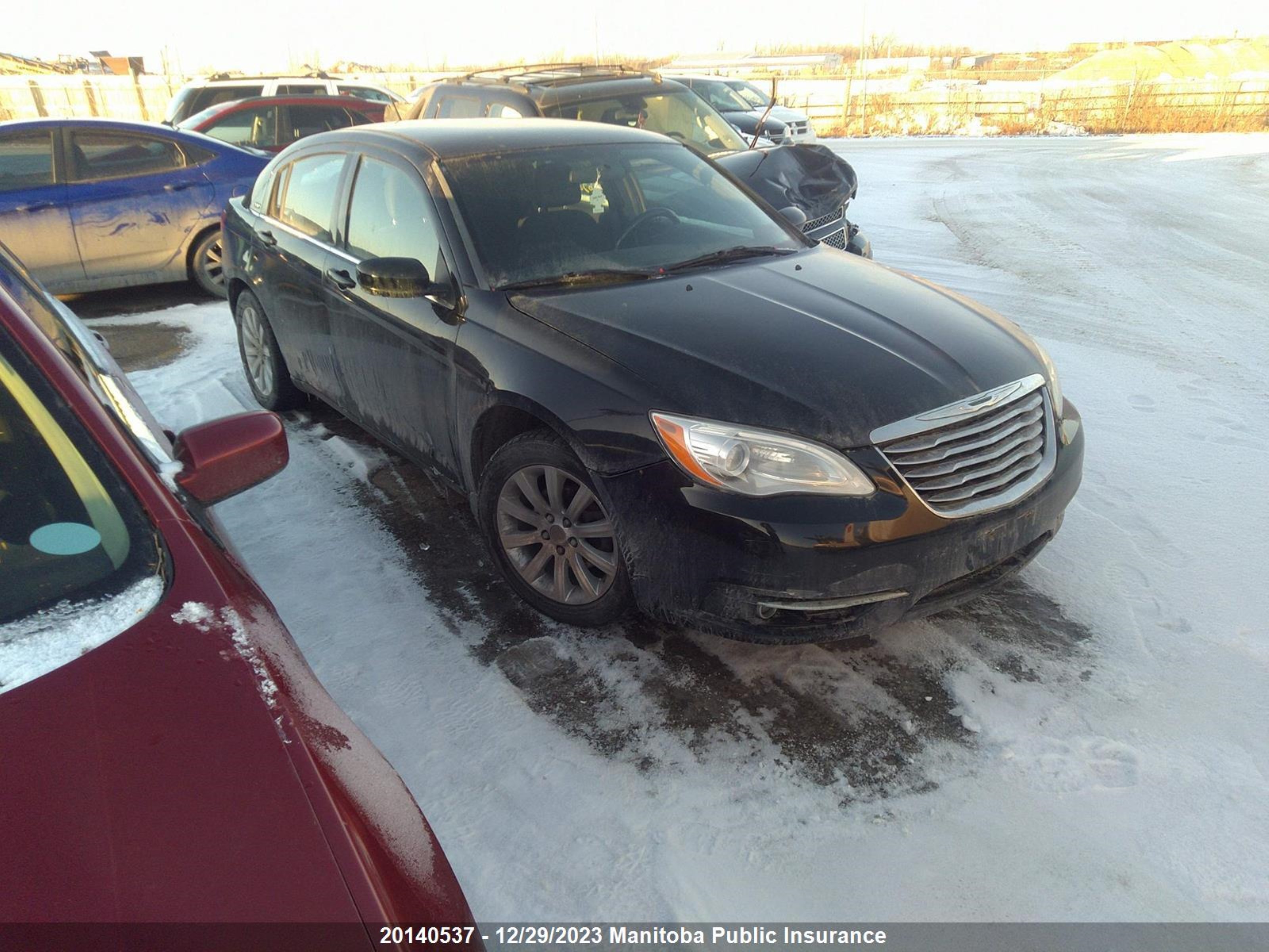 CHRYSLER 200 2014 1c3ccbbb8en100652