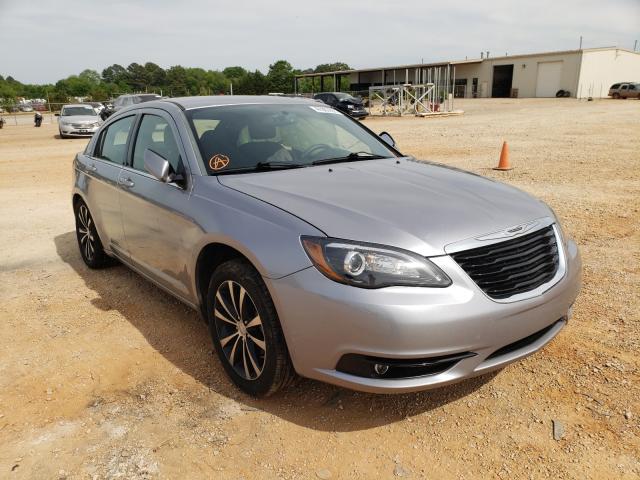 CHRYSLER 200 TOURIN 2014 1c3ccbbb8en172421