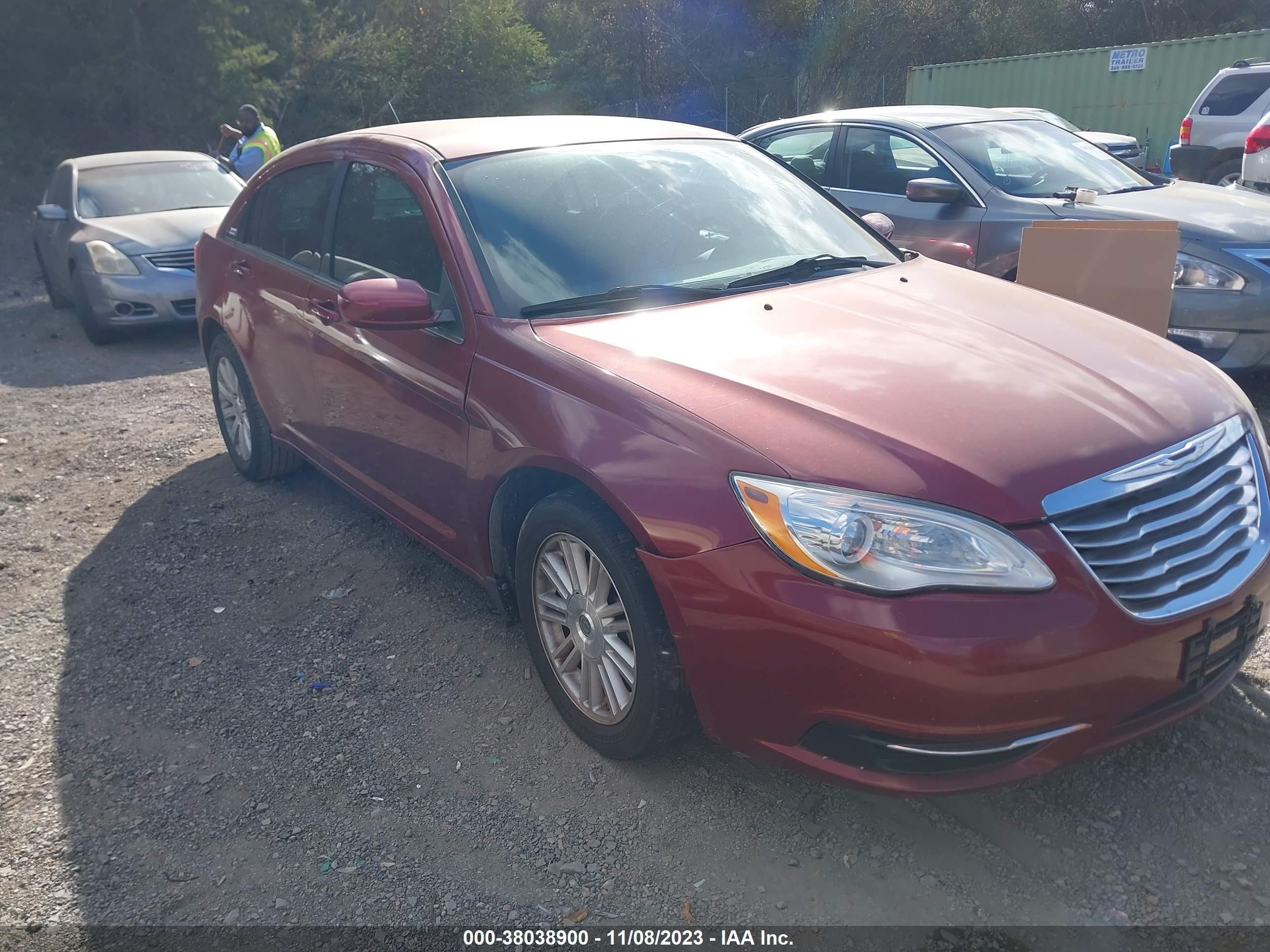 CHRYSLER 200 2013 1c3ccbbb9dn549952