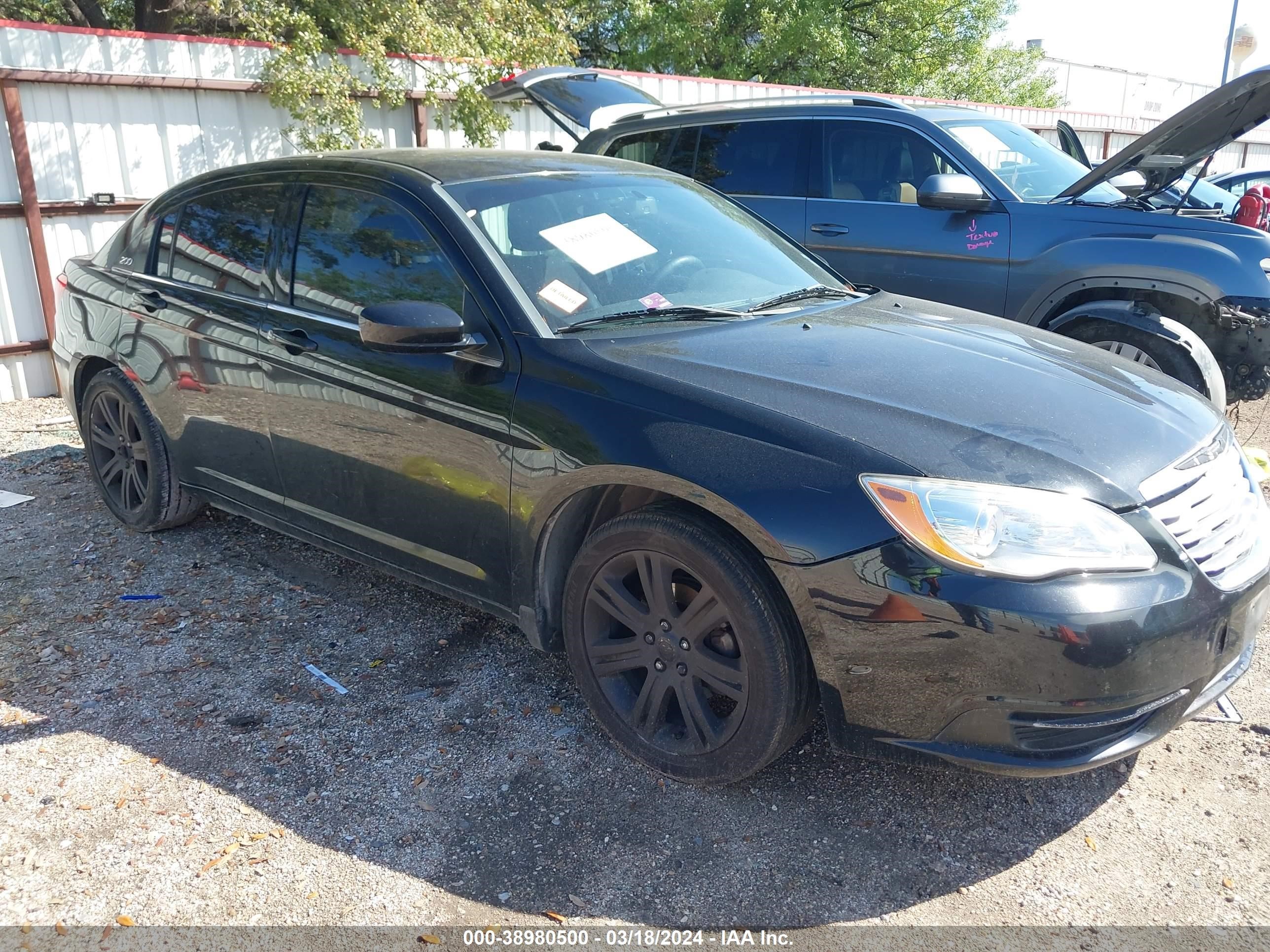 CHRYSLER 200 2013 1c3ccbbb9dn574978