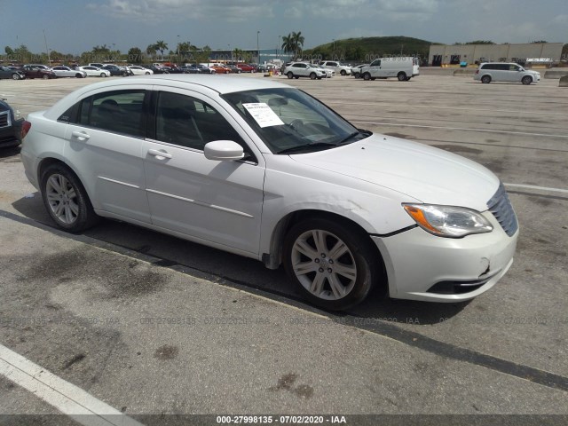 CHRYSLER 200 2013 1c3ccbbb9dn639408