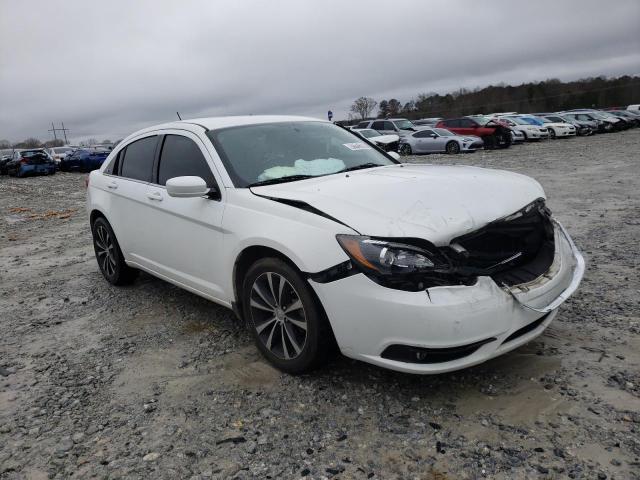 CHRYSLER 200 TOURIN 2014 1c3ccbbb9en171875