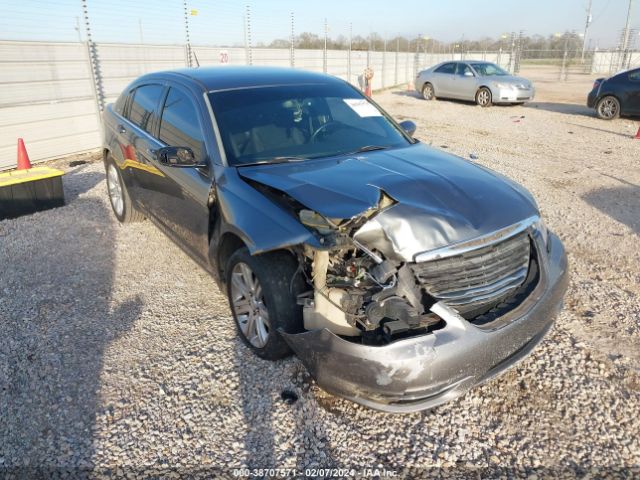 CHRYSLER 200 2013 1c3ccbbbxdn578277