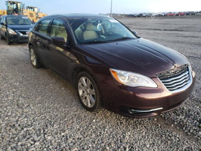 CHRYSLER 200 TOURIN 2013 1c3ccbbbxdn584032