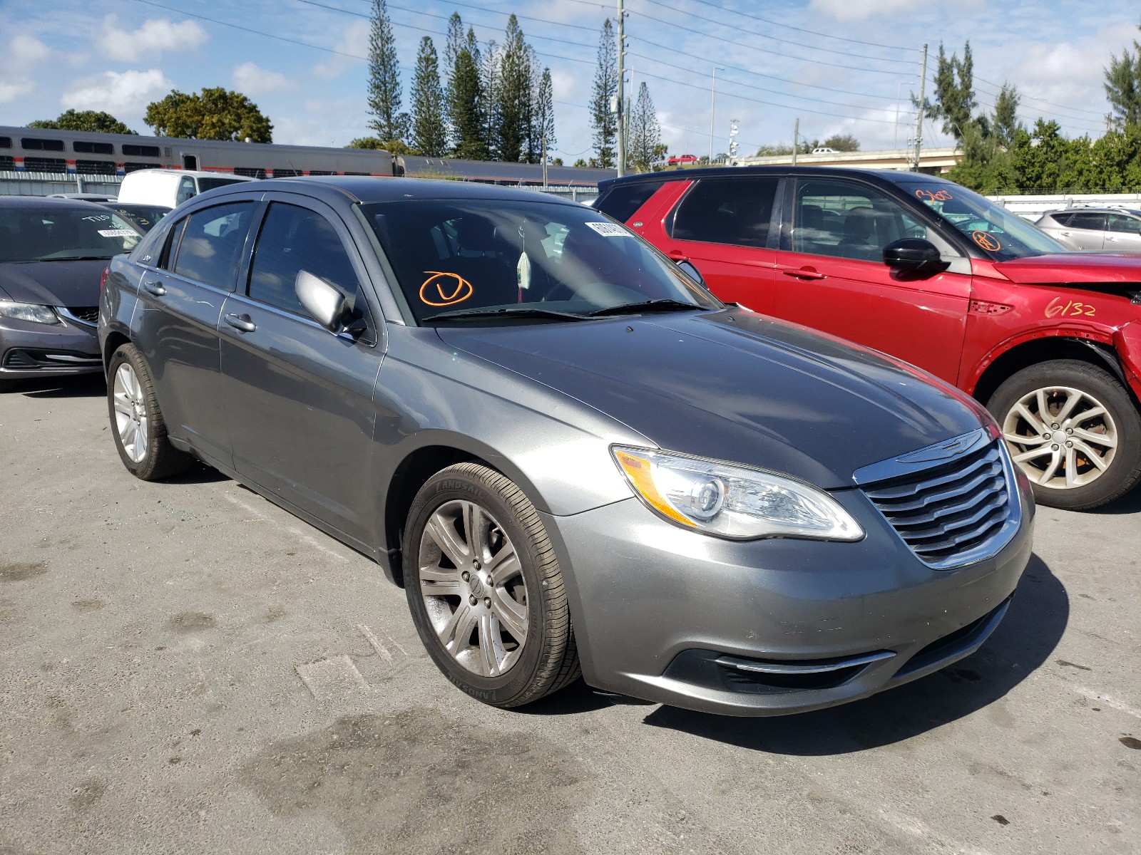 CHRYSLER 200 TOURIN 2013 1c3ccbbbxdn694742