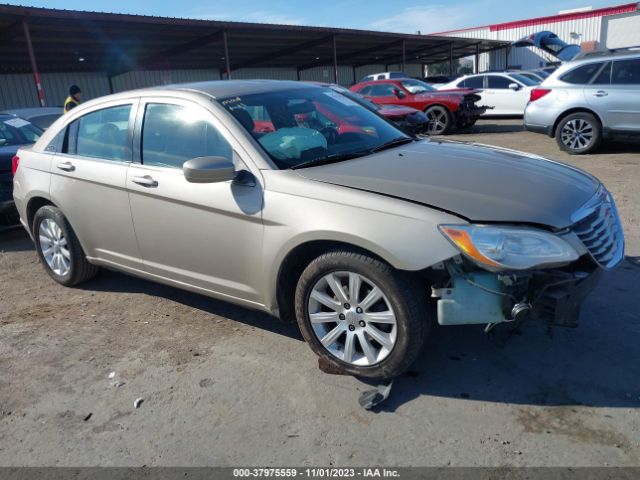 CHRYSLER 200 2013 1c3ccbbbxdn762974