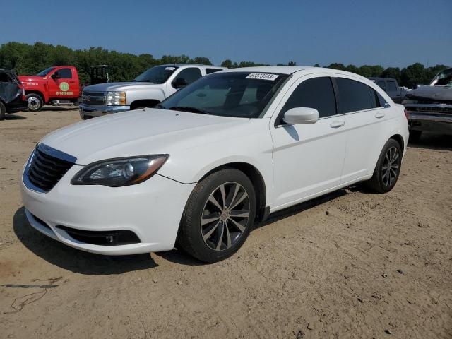 CHRYSLER 200 TOURIN 2013 1c3ccbbg0dn712032