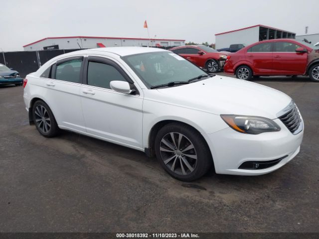 CHRYSLER 200 2014 1c3ccbbg2en153326