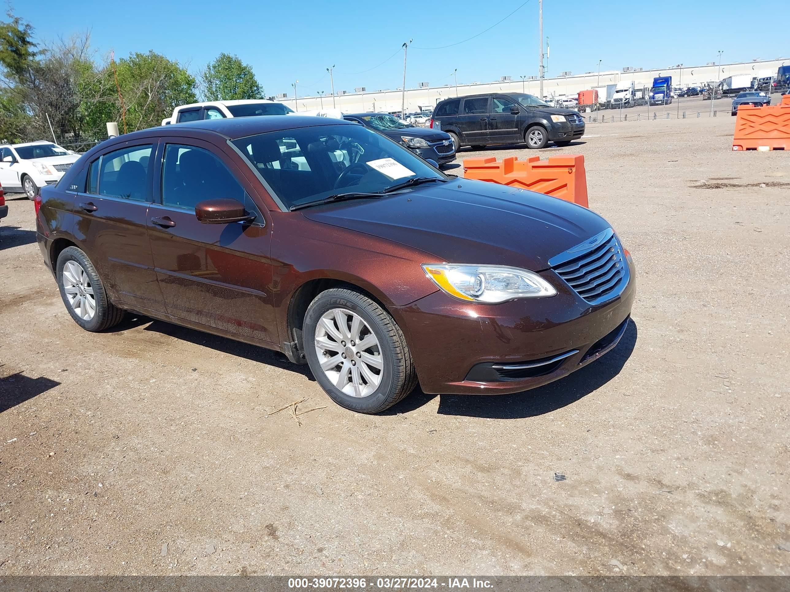 CHRYSLER 200 2013 1c3ccbbg3dn659259