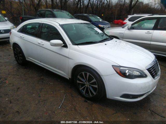 CHRYSLER 200 2013 1c3ccbbg3dn716589