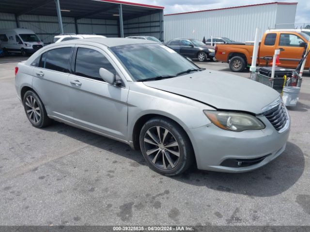 CHRYSLER 200 2013 1c3ccbbg4dn737466