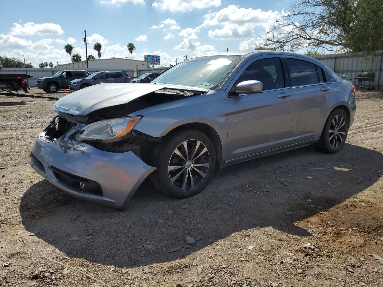 CHRYSLER 200 2013 1c3ccbbg7dn745397