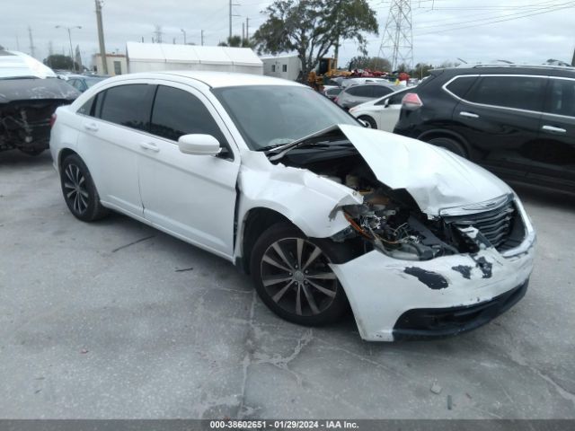 CHRYSLER 200 2014 1c3ccbbg7en118474