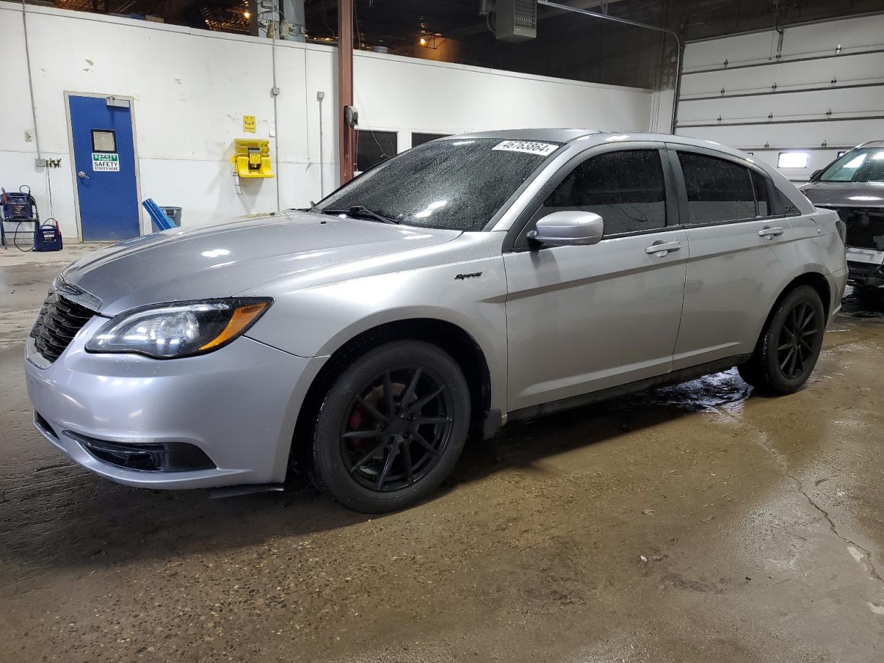 CHRYSLER 200 2013 1c3ccbcg0dn555424