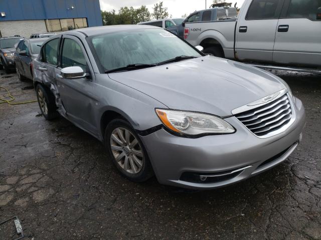 CHRYSLER 200 LIMITE 2013 1c3ccbcg0dn723479