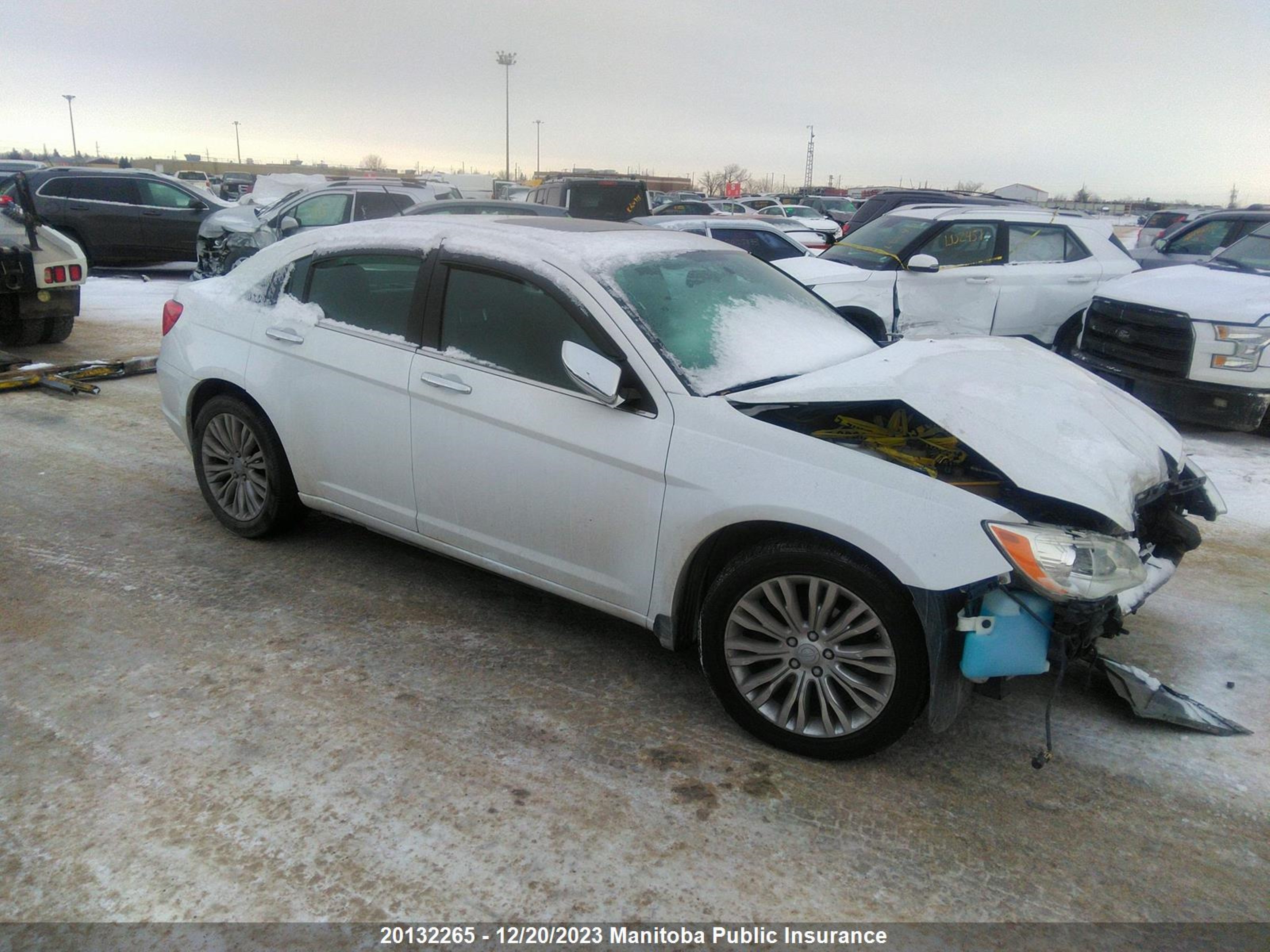 CHRYSLER 200 2013 1c3ccbcg0dn772021