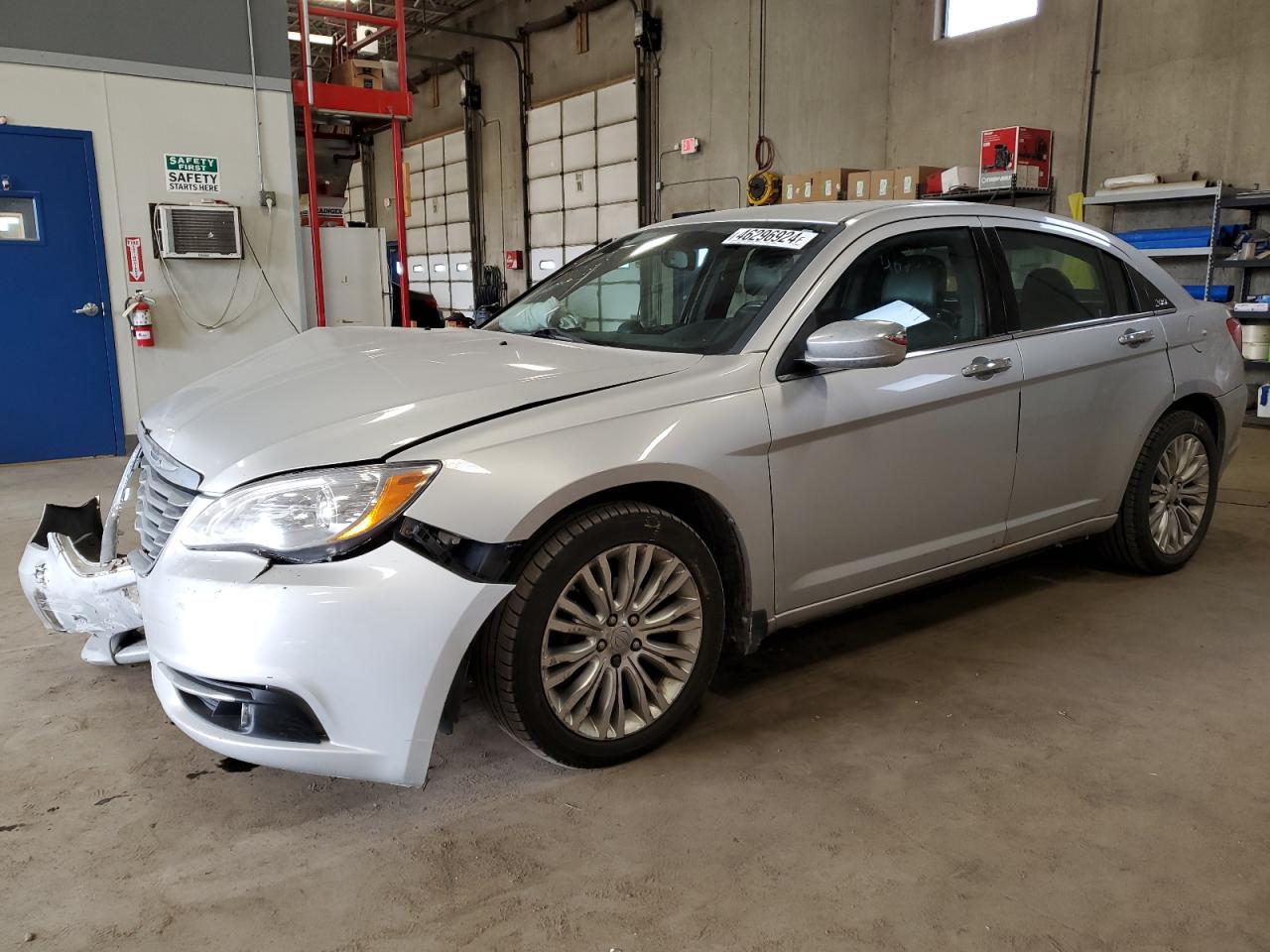 CHRYSLER 200 2012 1c3ccbcg1cn113315