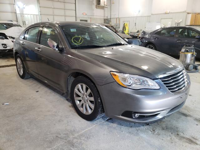 CHRYSLER 200 LIMITE 2013 1c3ccbcg1dn578906