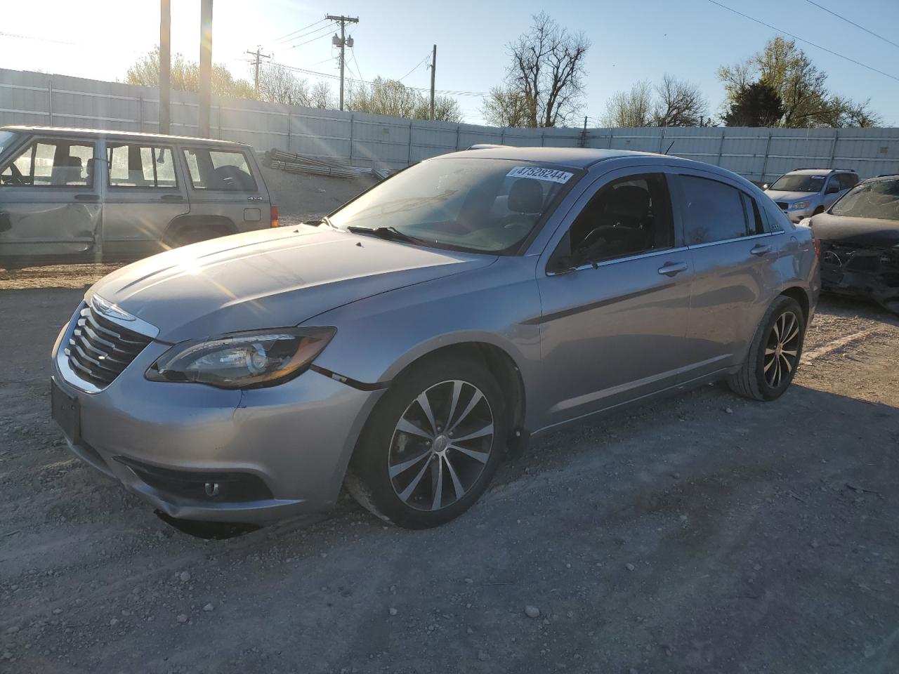 CHRYSLER 200 2013 1c3ccbcg1dn718856