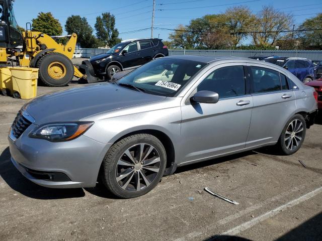 CHRYSLER 200 LIMITE 2013 1c3ccbcg4dn676800