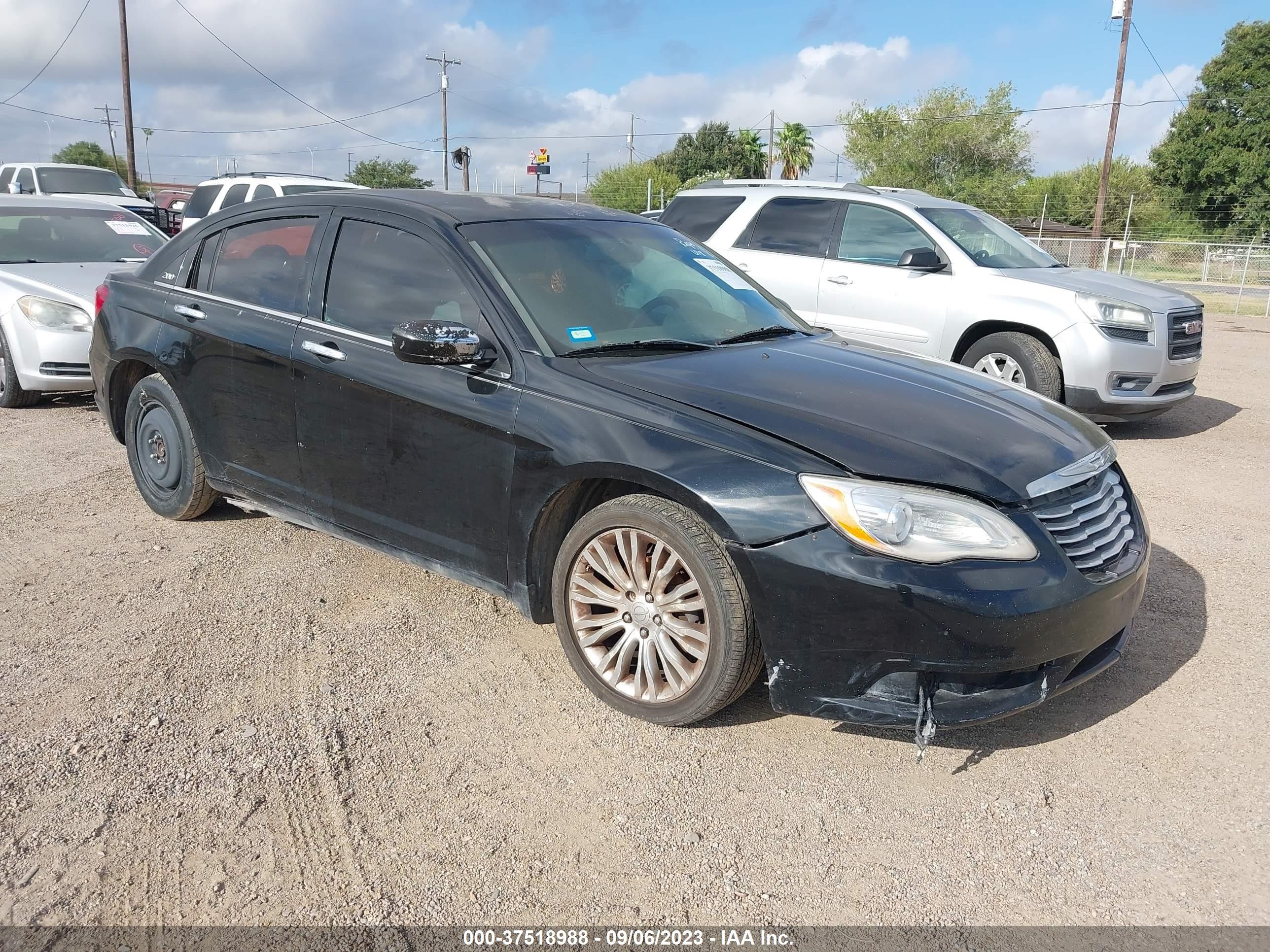 CHRYSLER 200 2013 1c3ccbcg4dn747171