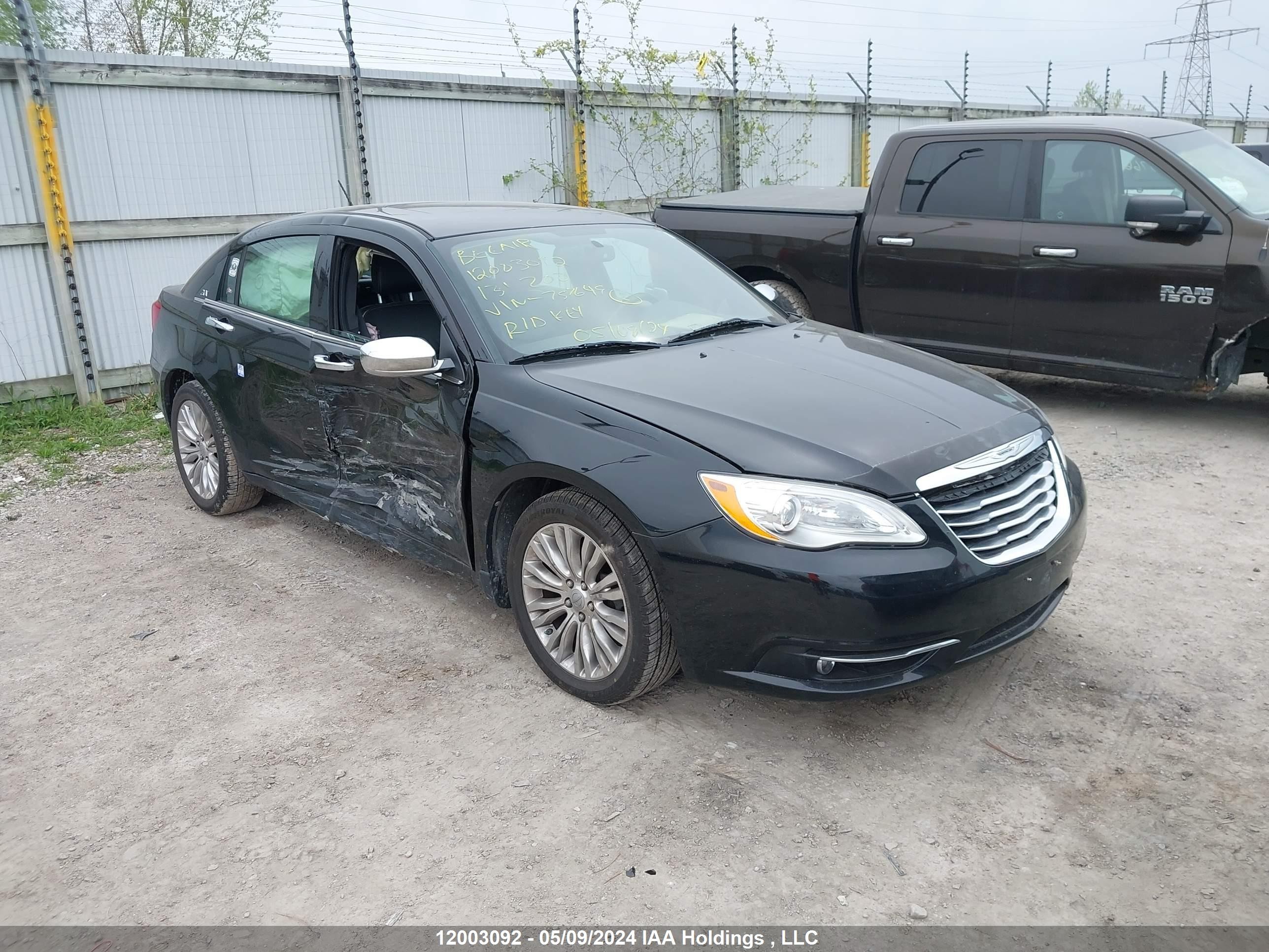 CHRYSLER 200 2013 1c3ccbcg4dn757649