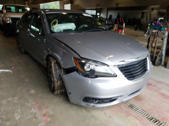 CHRYSLER 200 LIMITE 2013 1c3ccbcg5dn585891