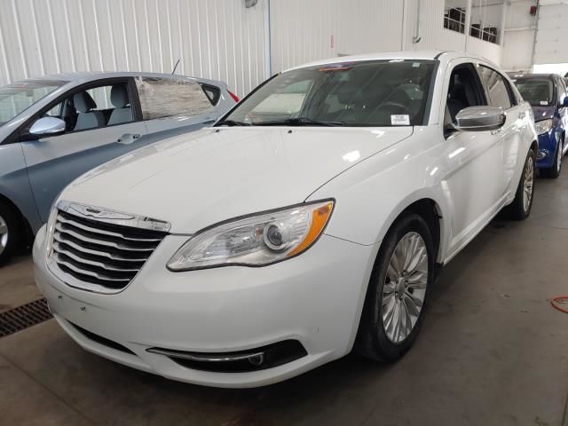 CHRYSLER 200 2014 1c3ccbcg5en121520