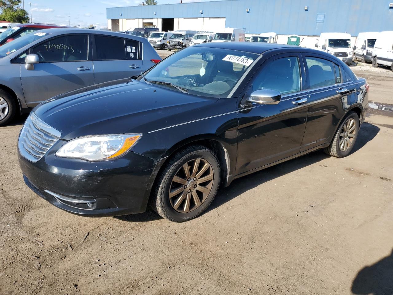 CHRYSLER 200 2013 1c3ccbcg7dn571121