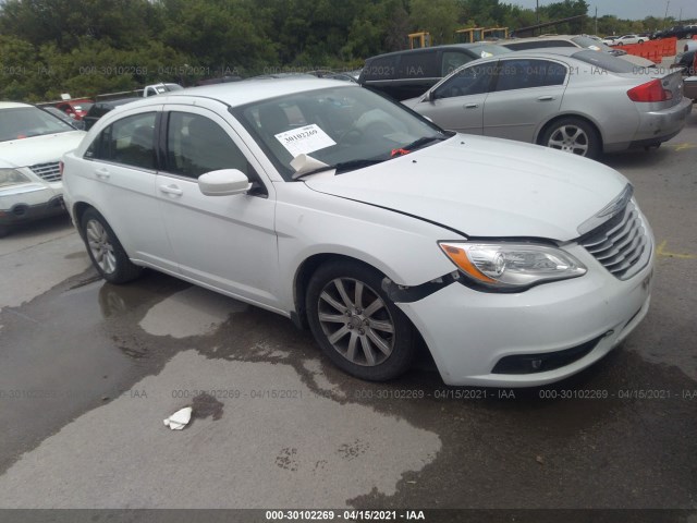 CHRYSLER 200 2013 1c3ccbcg8dn554523