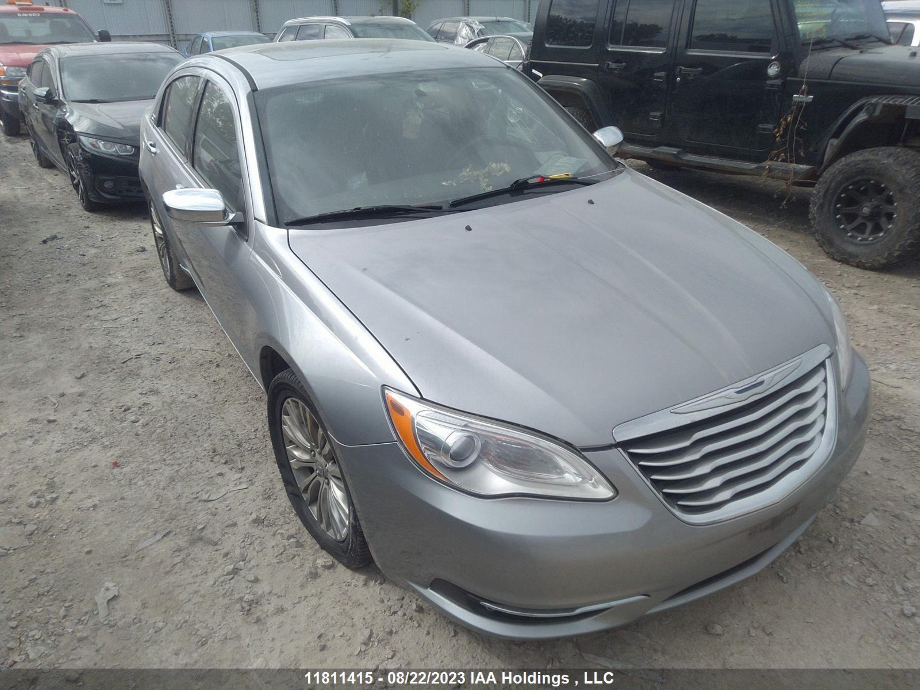 CHRYSLER 200 2013 1c3ccbcg8dn555008