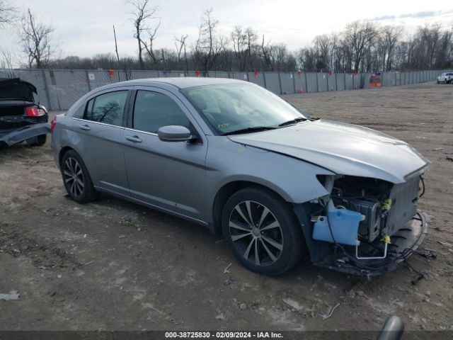 CHRYSLER 200 2013 1c3ccbcg8dn575128