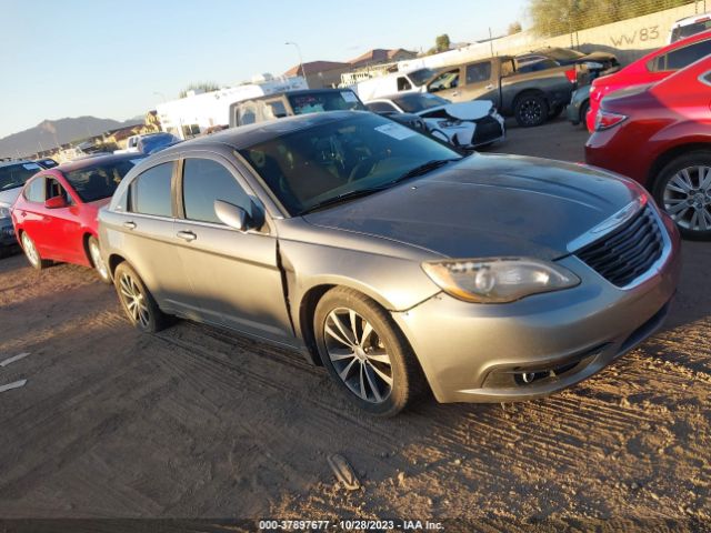 CHRYSLER 200 2013 1c3ccbcg8dn578871