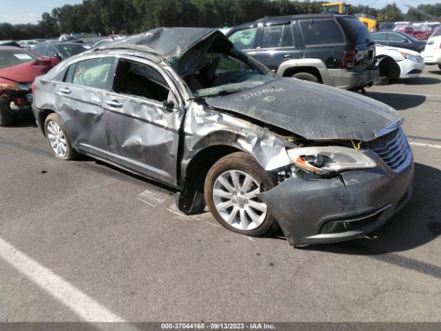 CHRYSLER 200 2013 1c3ccbcg8dn745200